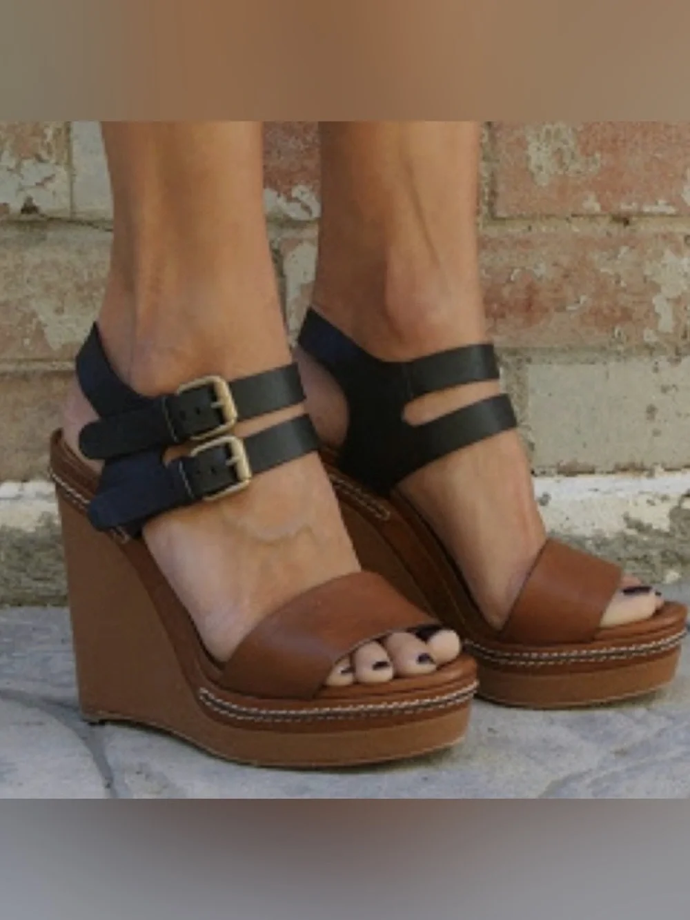 CHLOE Groove Platform Sandal Black Brown Wedge 39- runs small! Fits like 37-37.5